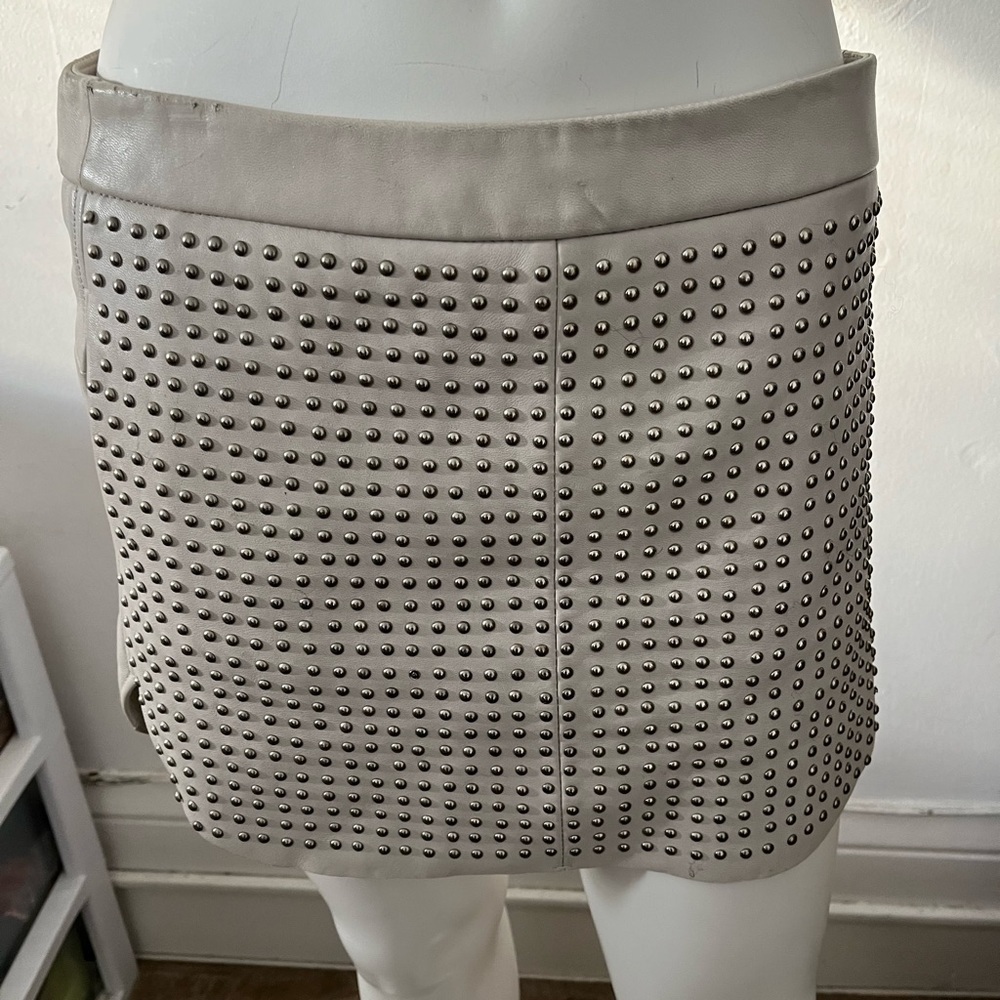 Mason by Michelle Mason white lambskin leather studded grunge punk mini skirt 2